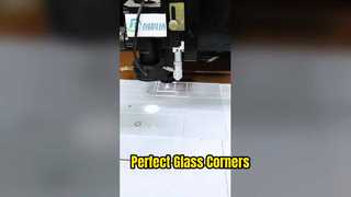 Ультрабелое стекло толщиной 2 мм, лазерная резка, закругленный квадратный угол